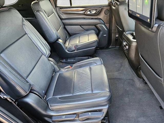Used 2021 GMC Yukon Denali w/ Denali Ultimate Package AWD/4WD image 25