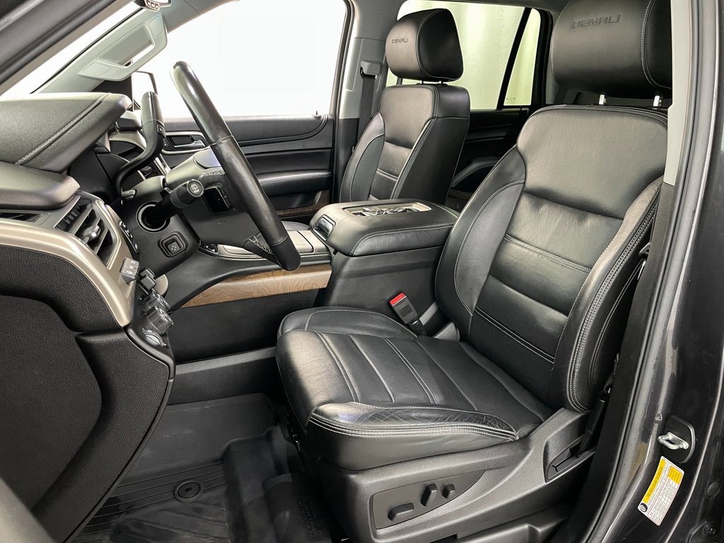 Used 2018 GMC Yukon Denali image 32