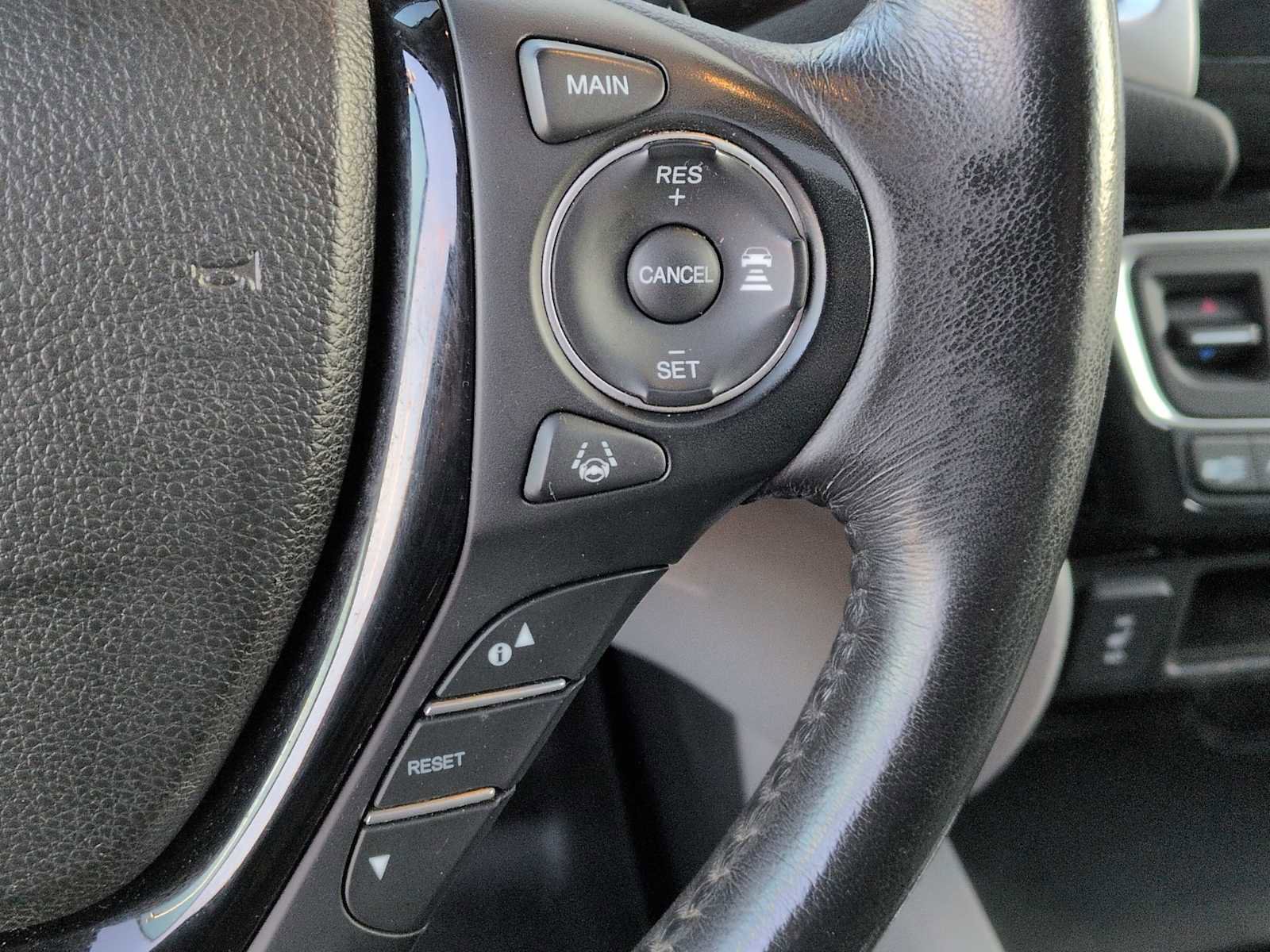 Certified 2018 Honda Ridgeline RTL-E image 23