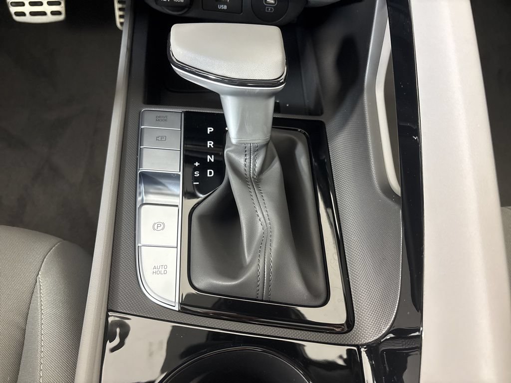New 2026 Hyundai Elantra SEL Sport Premium FWD image 25