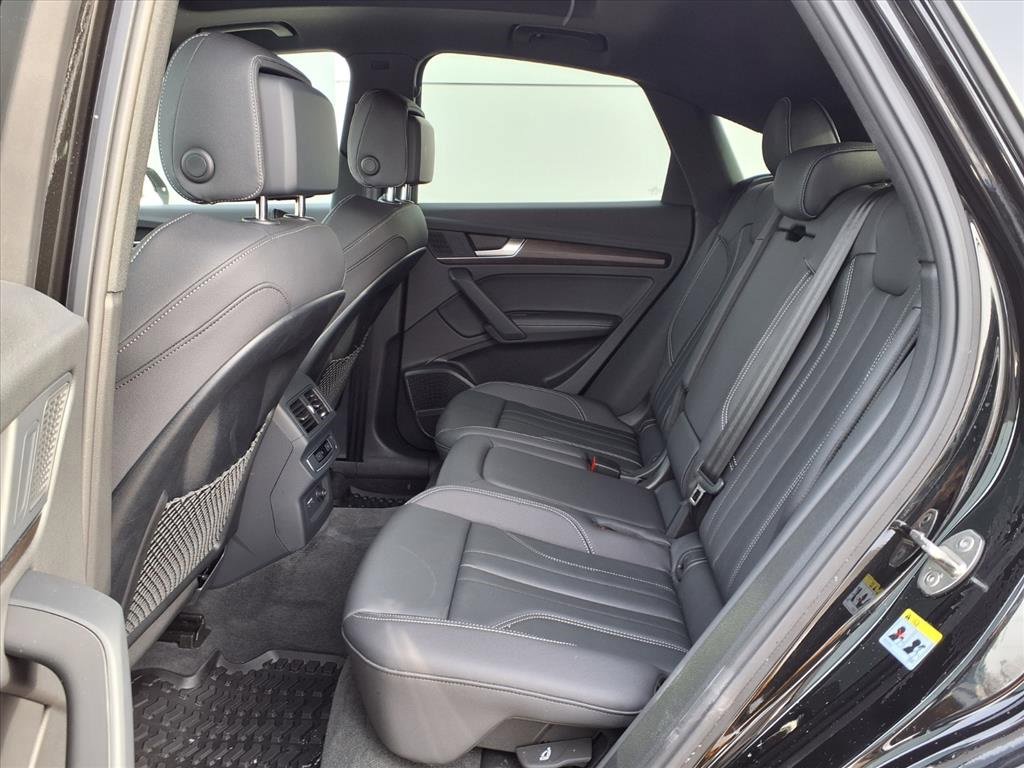 Used 2025 Audi Q5 2.0T Premium Plus w/ Premium Plus Package image 22