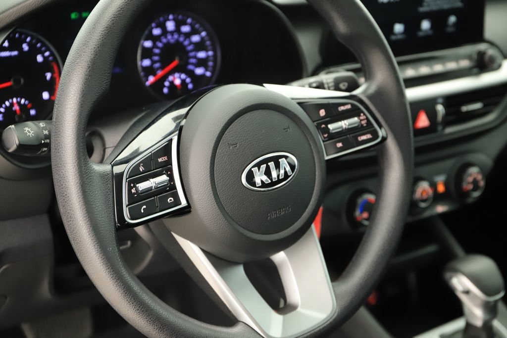 Used 2020 Kia Forte LXS FWD image 16