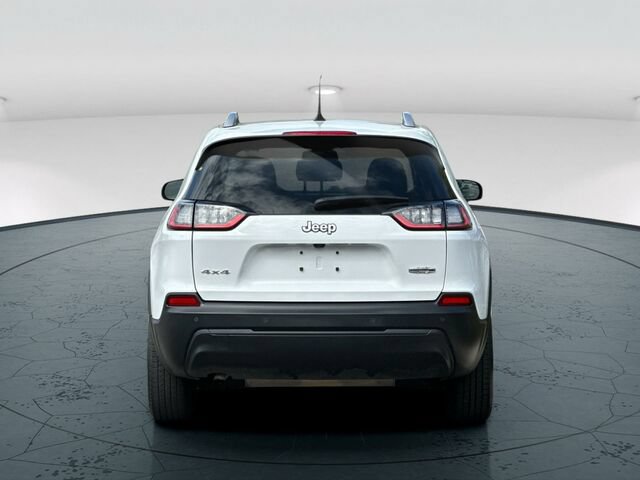 Used 2020 Jeep Cherokee Latitude Plus AWD/4WD image 5