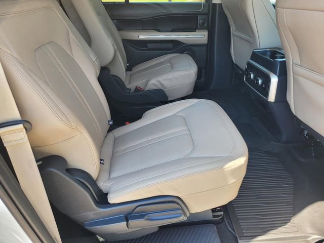 Used 2024 Ford Expedition Max Limited image 13