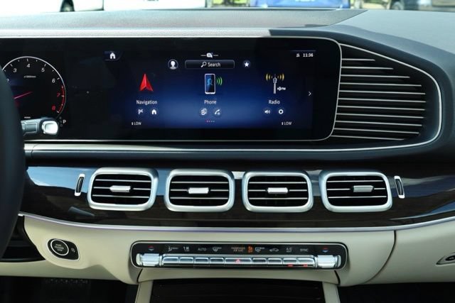 Certified 2025 Mercedes-Benz GLE 350 4MATIC image 18
