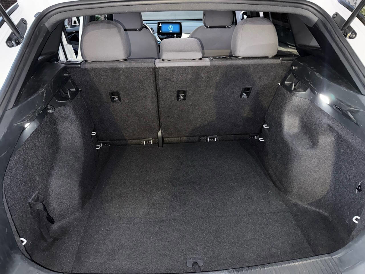 Used 2021 Volkswagen ID.4 Pro w/ ID.4 Protection Package image 18