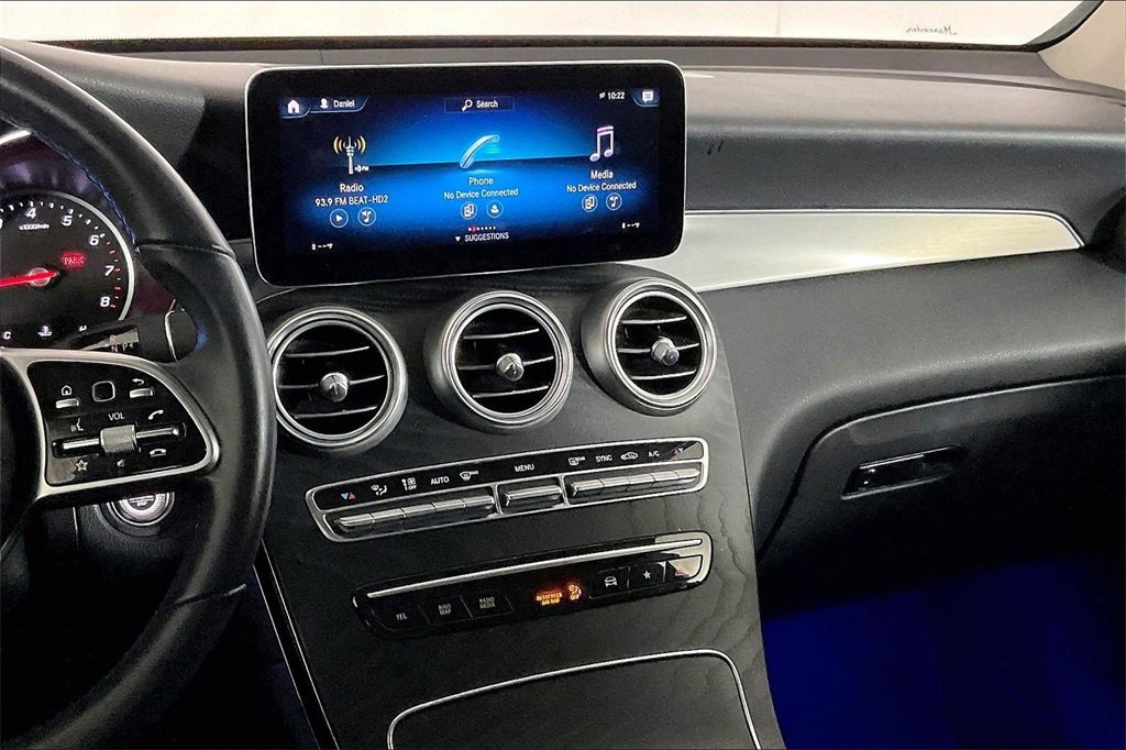 Used 2021 Mercedes-Benz GLC 300 GLC 300 w/ Premium Package image 5