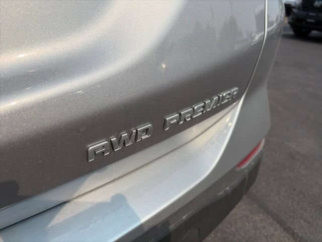 Used 2024 Chevrolet Equinox Premier AWD/4WD image 9