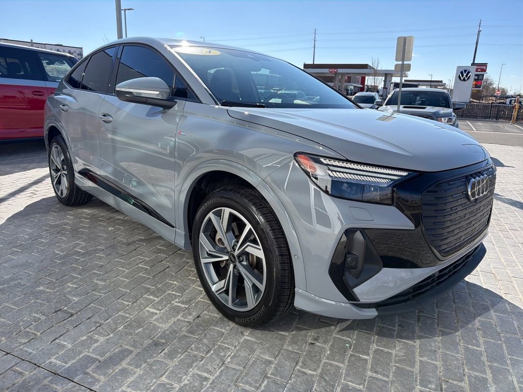 Used 2024 Audi Q4 e-tron Prestige image 7