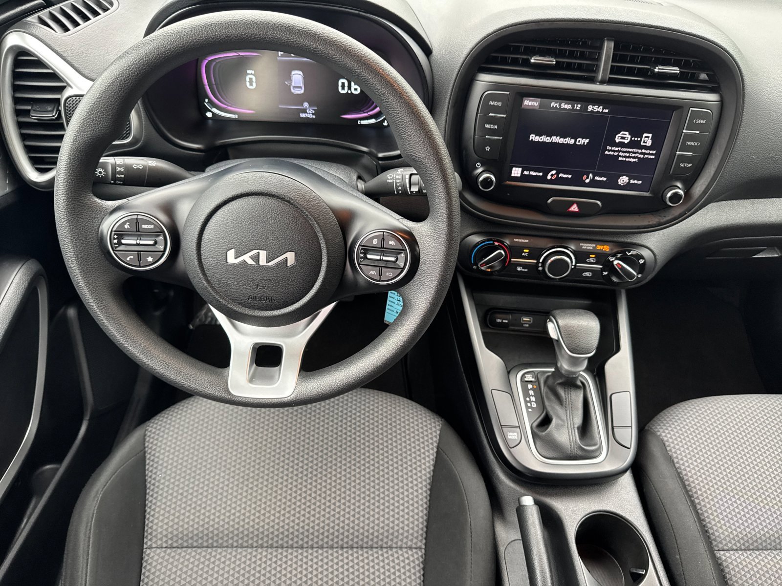 Used 2023 Kia Soul LX w/ Option Group 015 image 14