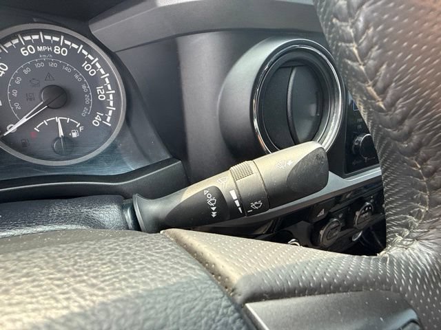 Used 2017 Toyota Tacoma 4x4 Double Cab image 28