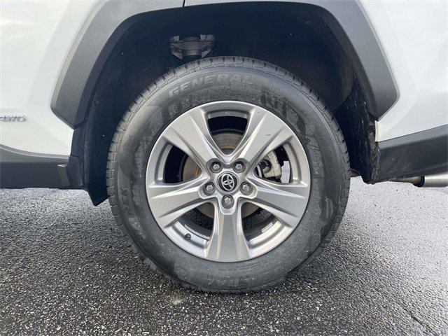 Used 2024 Toyota RAV4 XLE image 9