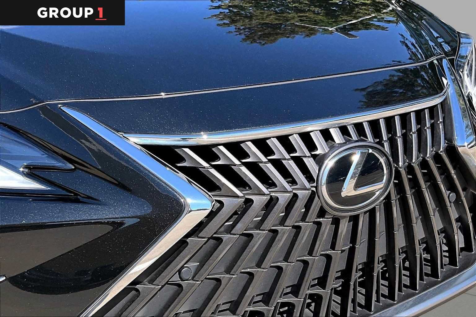 Used 2025 Lexus ES 350 w/ Premium Package FWD image 27