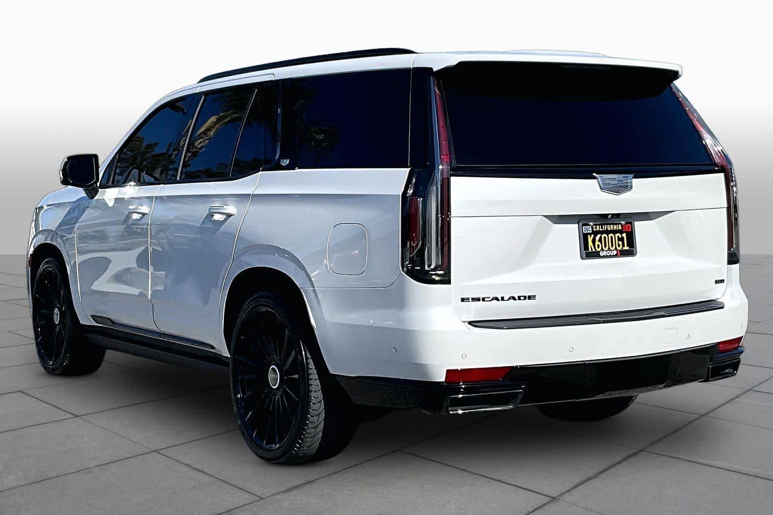 Used 2021 Cadillac Escalade Sport w/ Driver Assist Tech Package AWD/4WD image 11