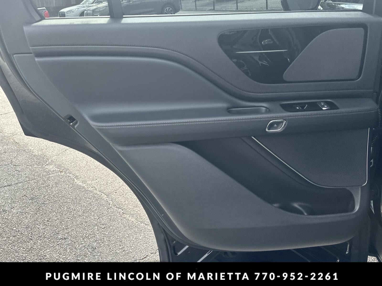 New 2026 Lincoln Aviator 2WD image 22