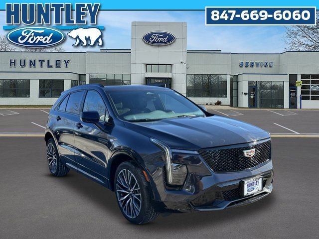 Used 2024 Cadillac XT4 Sport image 4