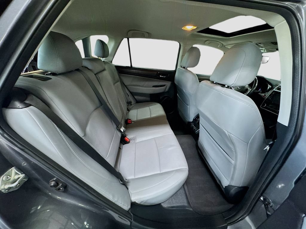 Used 2019 Subaru Outback 2.5i Limited AWD/4WD image 29