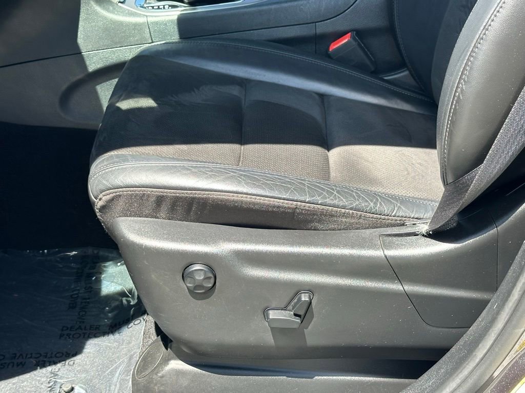 Used 2020 Jeep Grand Cherokee Altitude AWD/4WD image 13