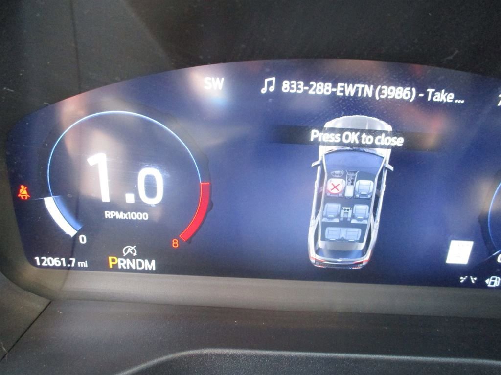 Used 2025 Ford Explorer ST image 15