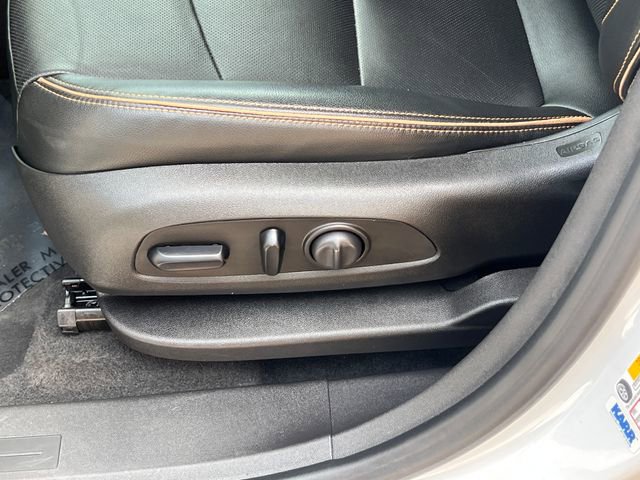 Used 2023 GMC Terrain AT4 image 21