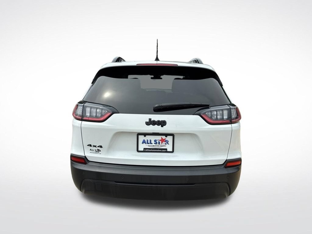 Used 2023 Jeep Cherokee Altitude Lux w/ Mopar Interior Package AWD/4WD image 8