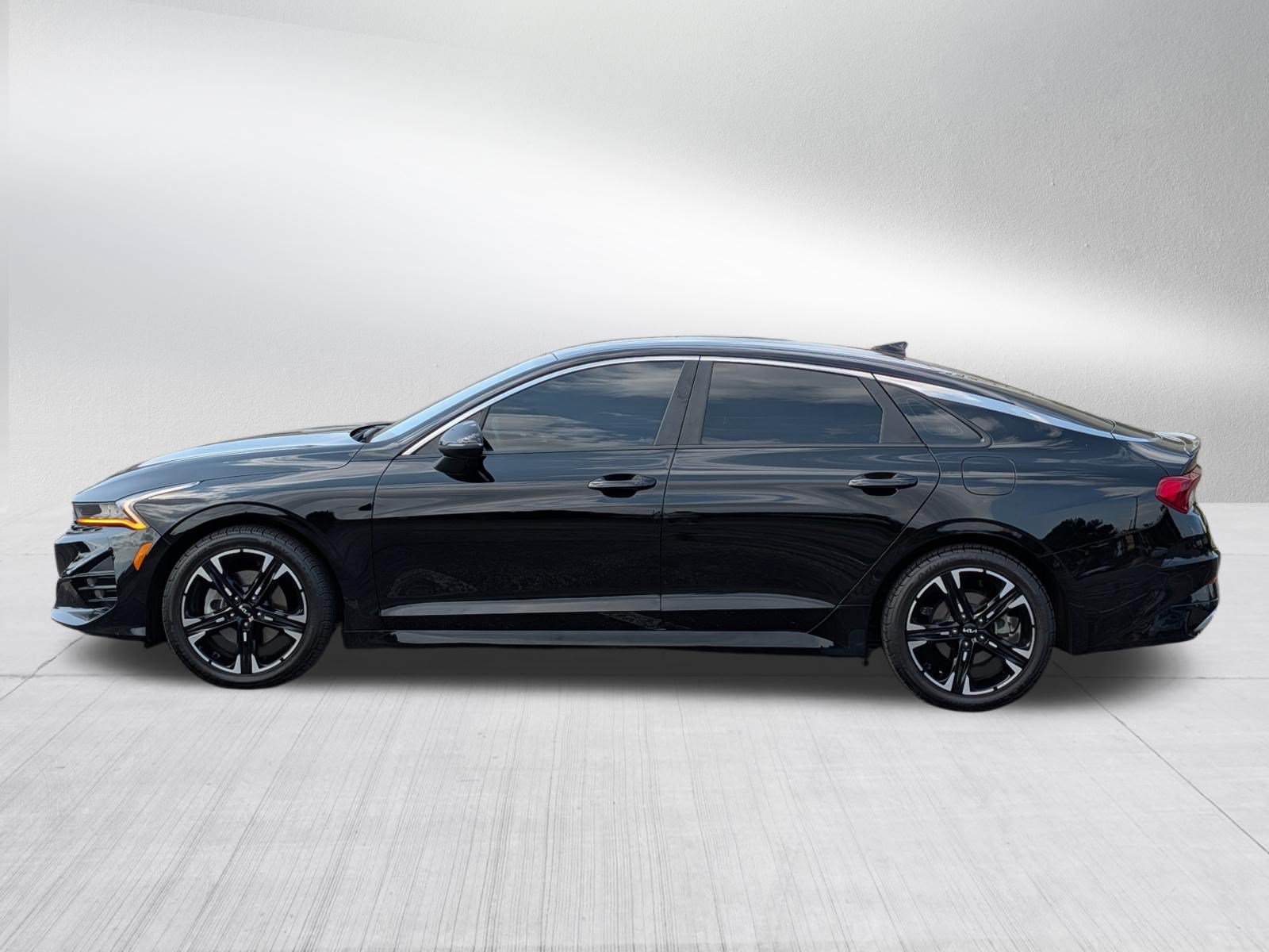 Certified 2022 Kia K5 GT-Line AWD/4WD image 4