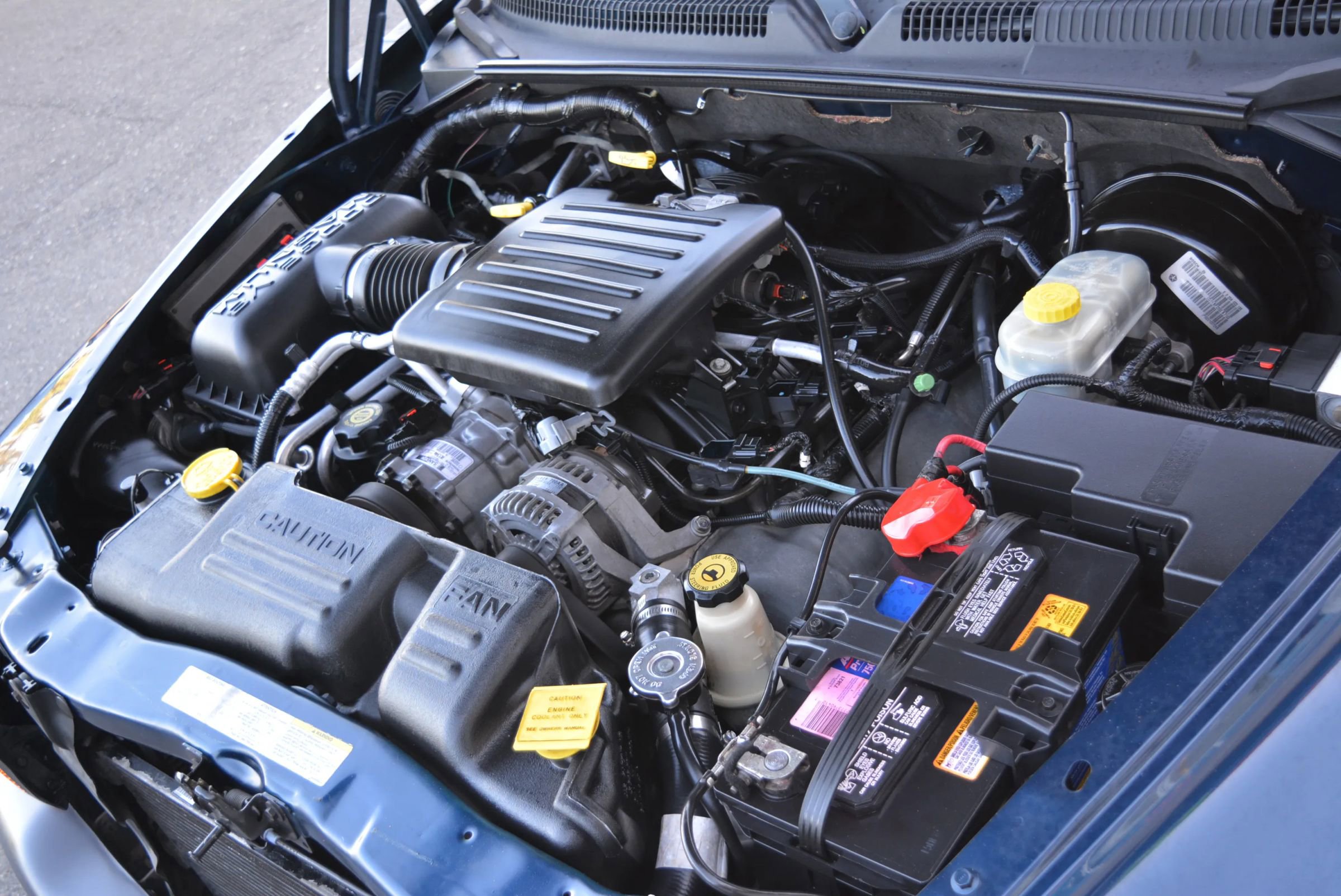 Used 2003 Dodge Durango Sport image 24