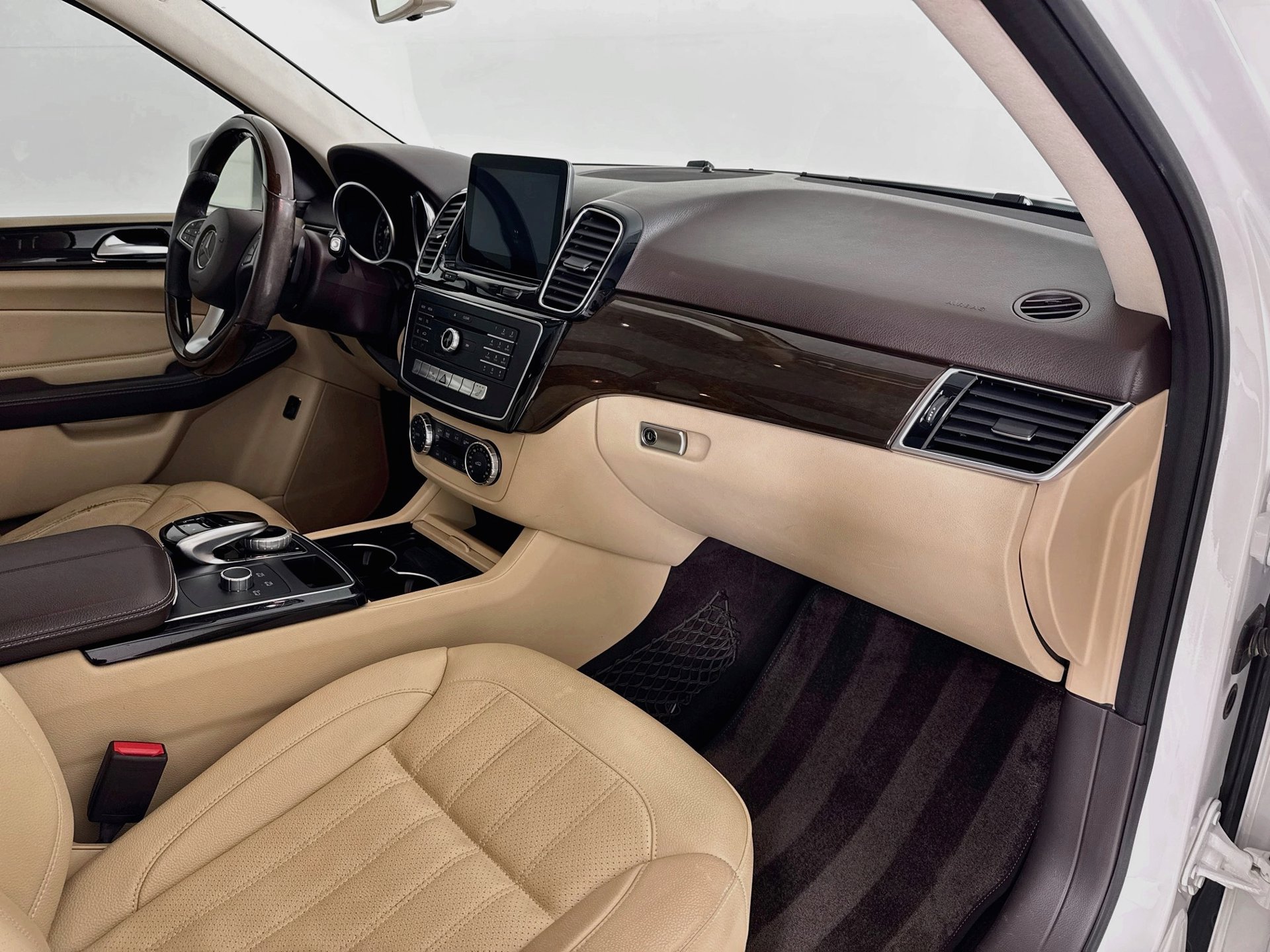 Used 2017 Mercedes-Benz GLE 350 image 32