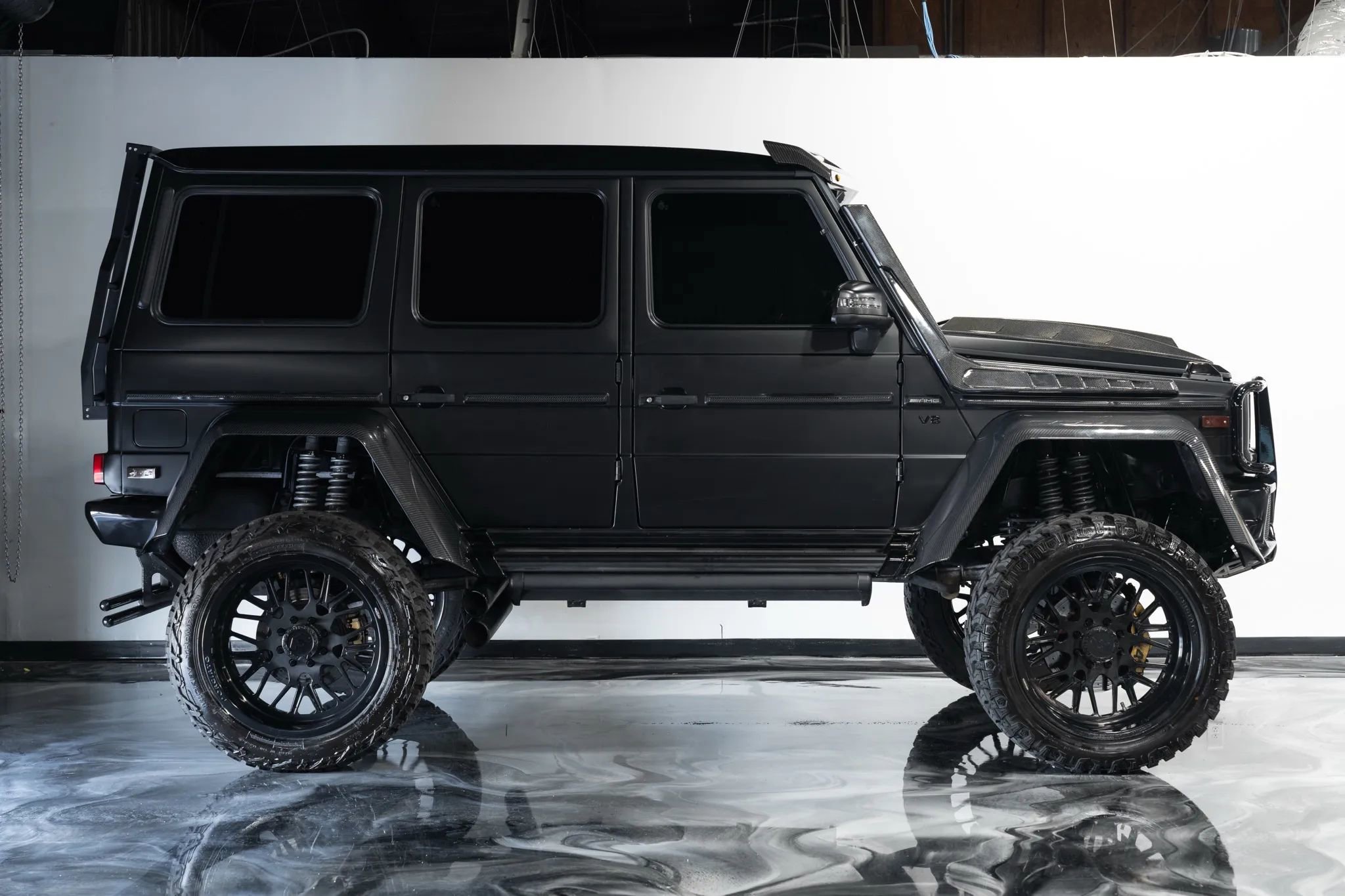Used 2017 Mercedes-Benz G 550 Squared image 8
