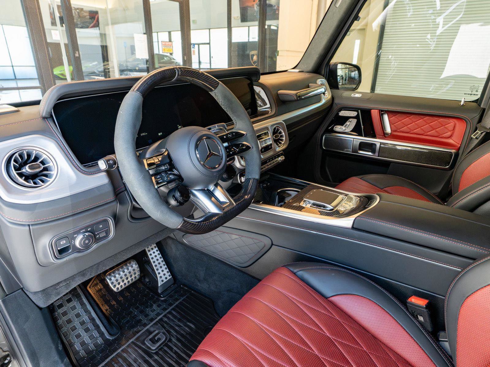Used 2025 Mercedes-Benz G 63 AMG 4MATIC image 8