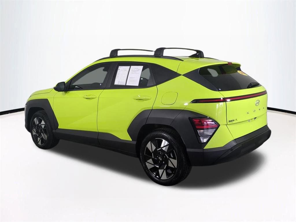 Certified 2025 Hyundai Kona SEL image 7