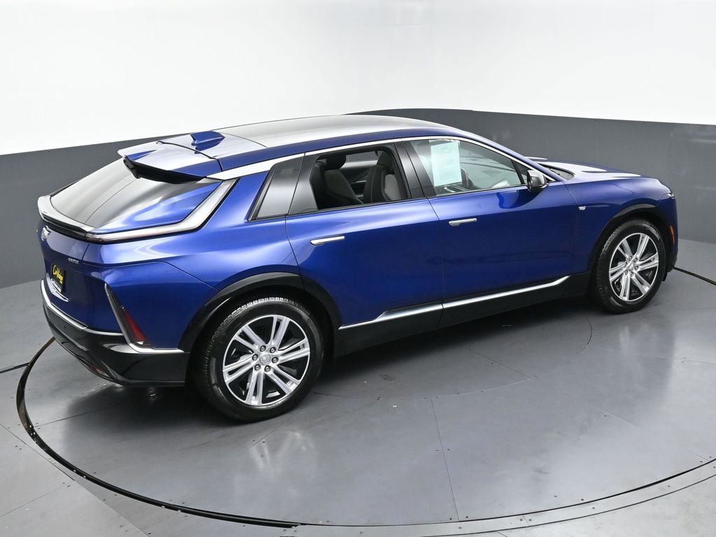 Used 2024 Cadillac Lyriq Tech image 38