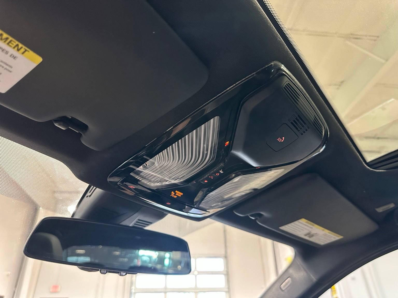 Used 2020 BMW 330i Sedan w/ Driving Assistance Package RWD image 29