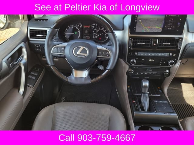 Used 2023 Lexus GX 460 Luxury w/ Sport Design Package AWD/4WD image 20