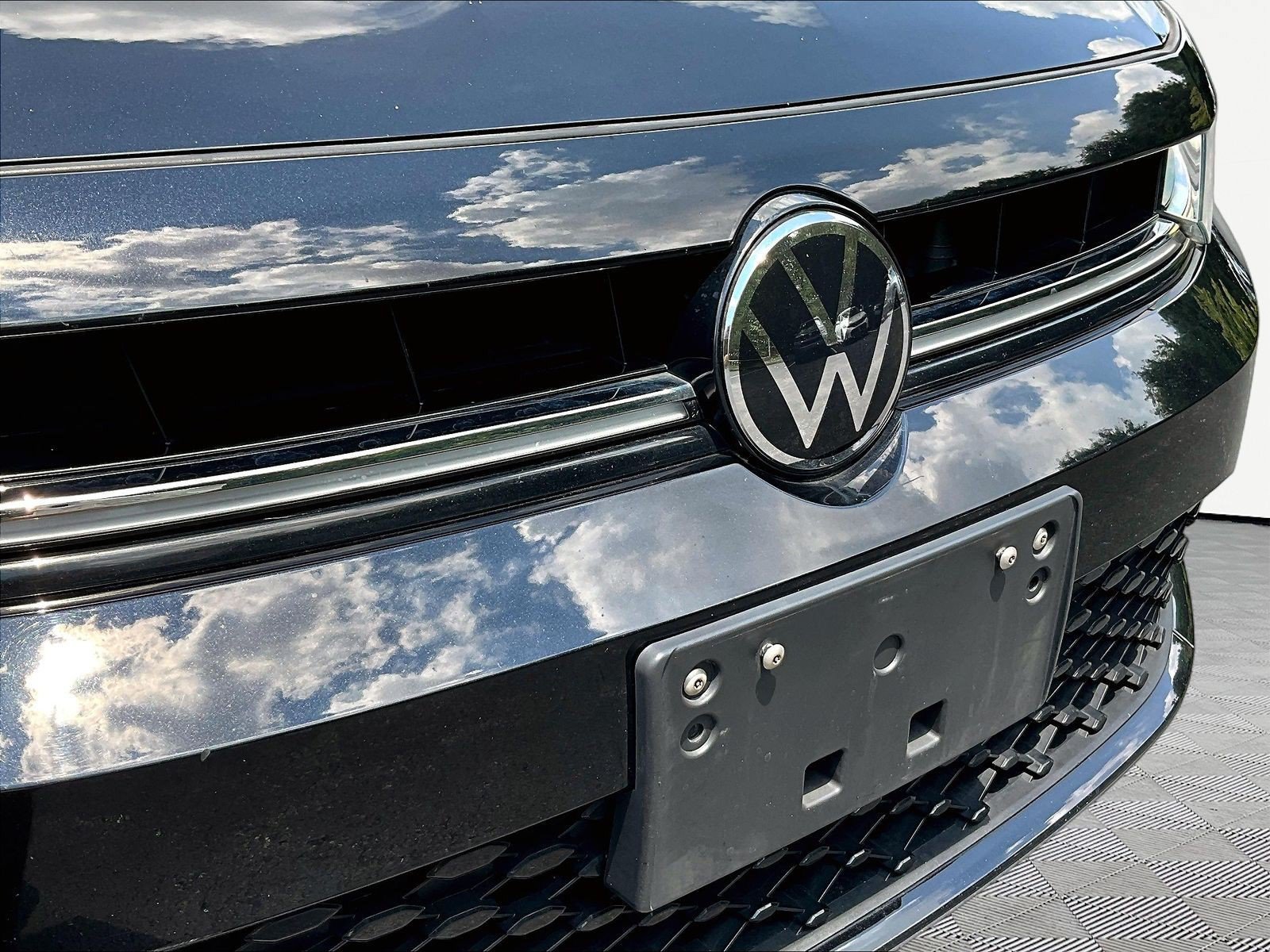 Used 2025 Volkswagen Jetta Sport FWD image 31