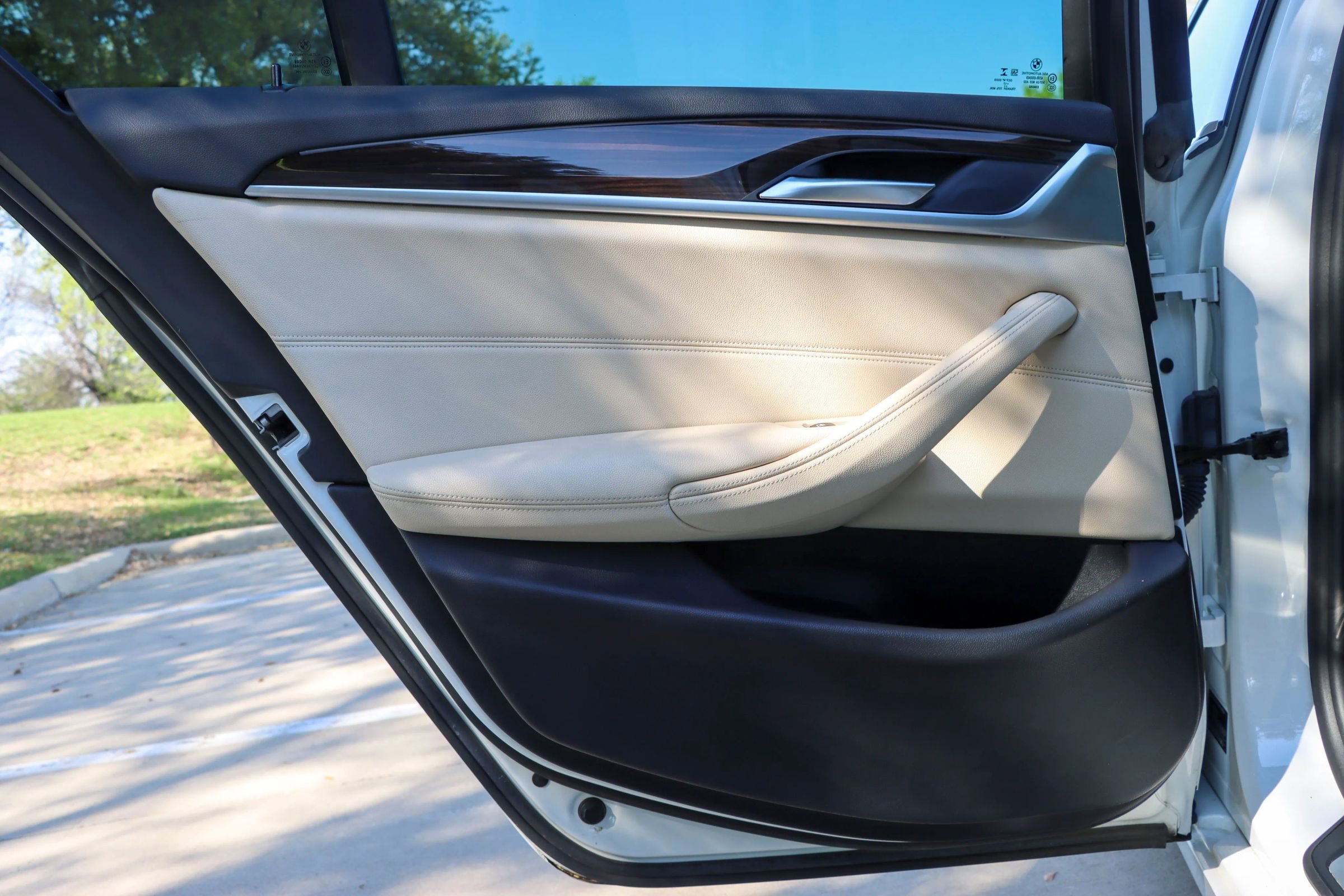 Used 2018 BMW 530i image 12