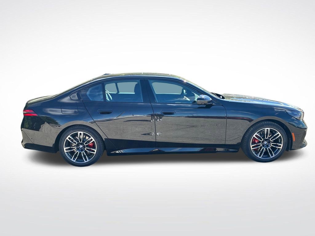 New 2027 BMW 530i xDrive AWD/4WD image 2