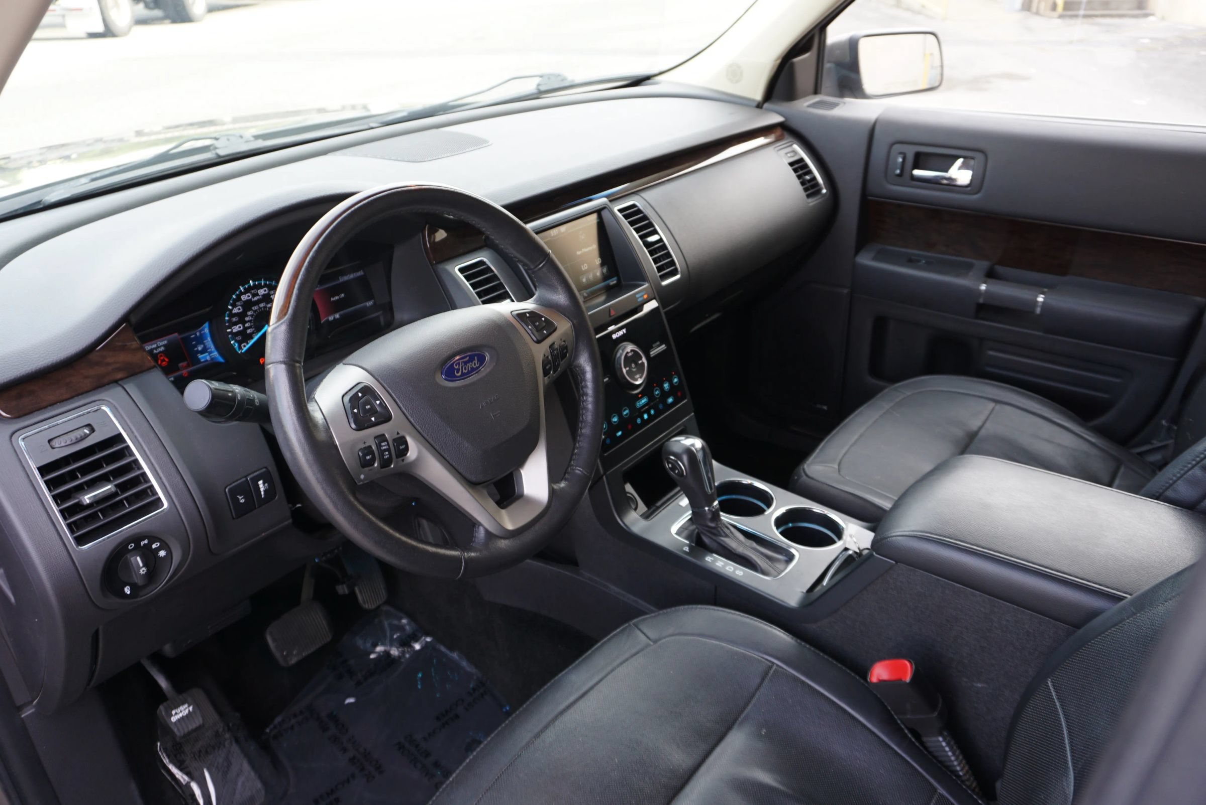 Used 2014 Ford Flex Limited w/ Equipment Group 301A FWD image 28