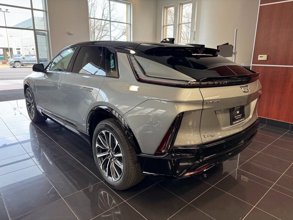 New 2026 Cadillac Lyriq Sport w/ LPO, Floor Liner Package AWD/4WD image 6