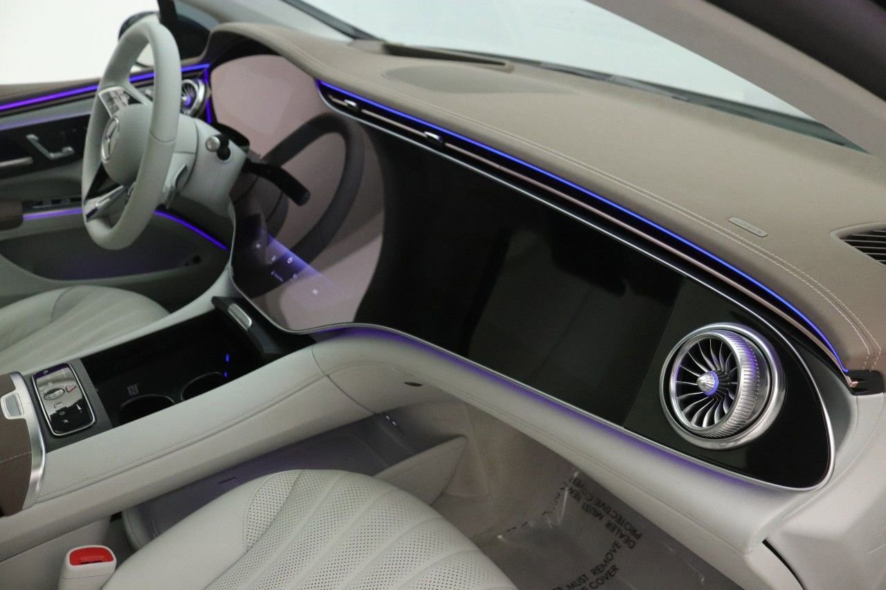 Certified 2023 Mercedes-Benz EQS 580 4MATIC Sedan image 25