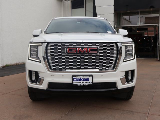 Used 2022 GMC Yukon XL SLE w/ Gmc Pro Safety Plus Package image 8