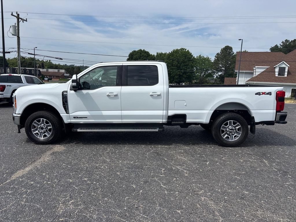Used 2023 Ford F250 Lariat AWD/4WD image 4