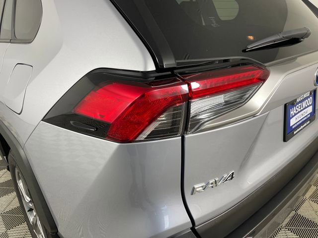 Used 2020 Toyota RAV4 Limited AWD/4WD image 19