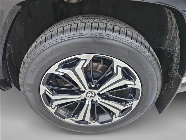 Used 2023 Toyota RAV4 XSE w/ Weather Package AWD/4WD image 23