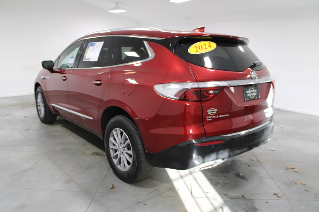 Used 2024 Buick Enclave Premium image 7