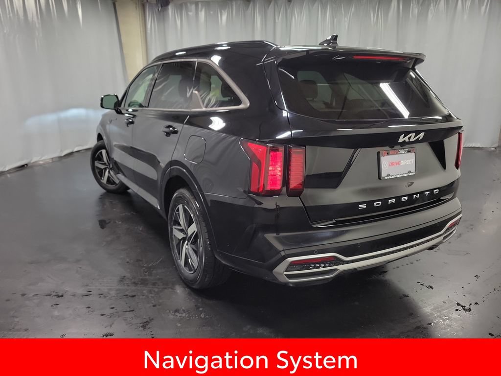 Used 2022 Kia Sorento S w/ Panoramic Sunroof Package FWD image 6