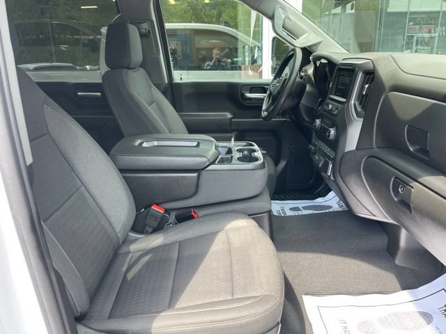 Used 2024 Chevrolet Silverado 2500 Custom w/ Custom Convenience Package AWD/4WD image 9