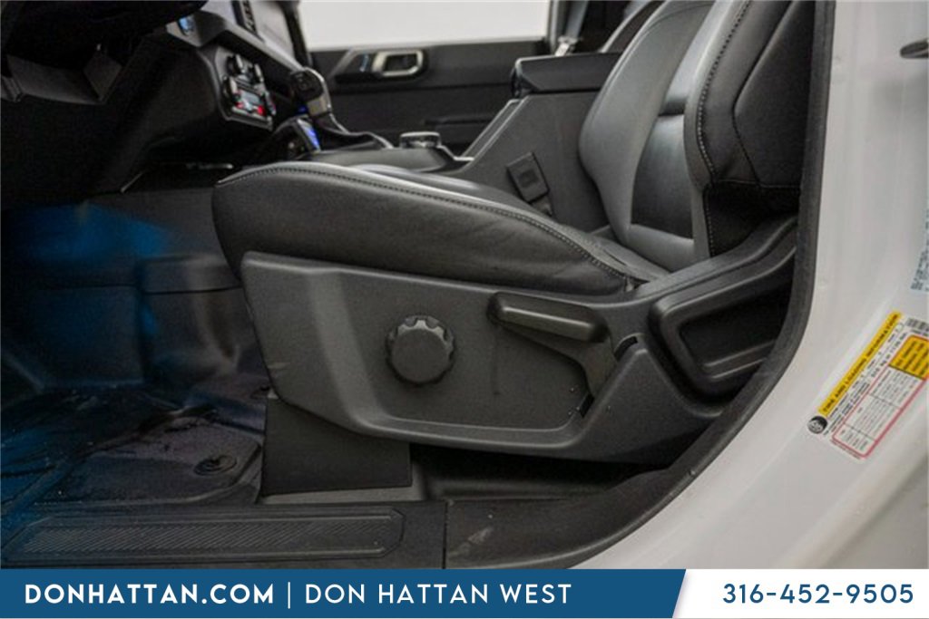 Used 2024 Ford Bronco Big Bend image 24