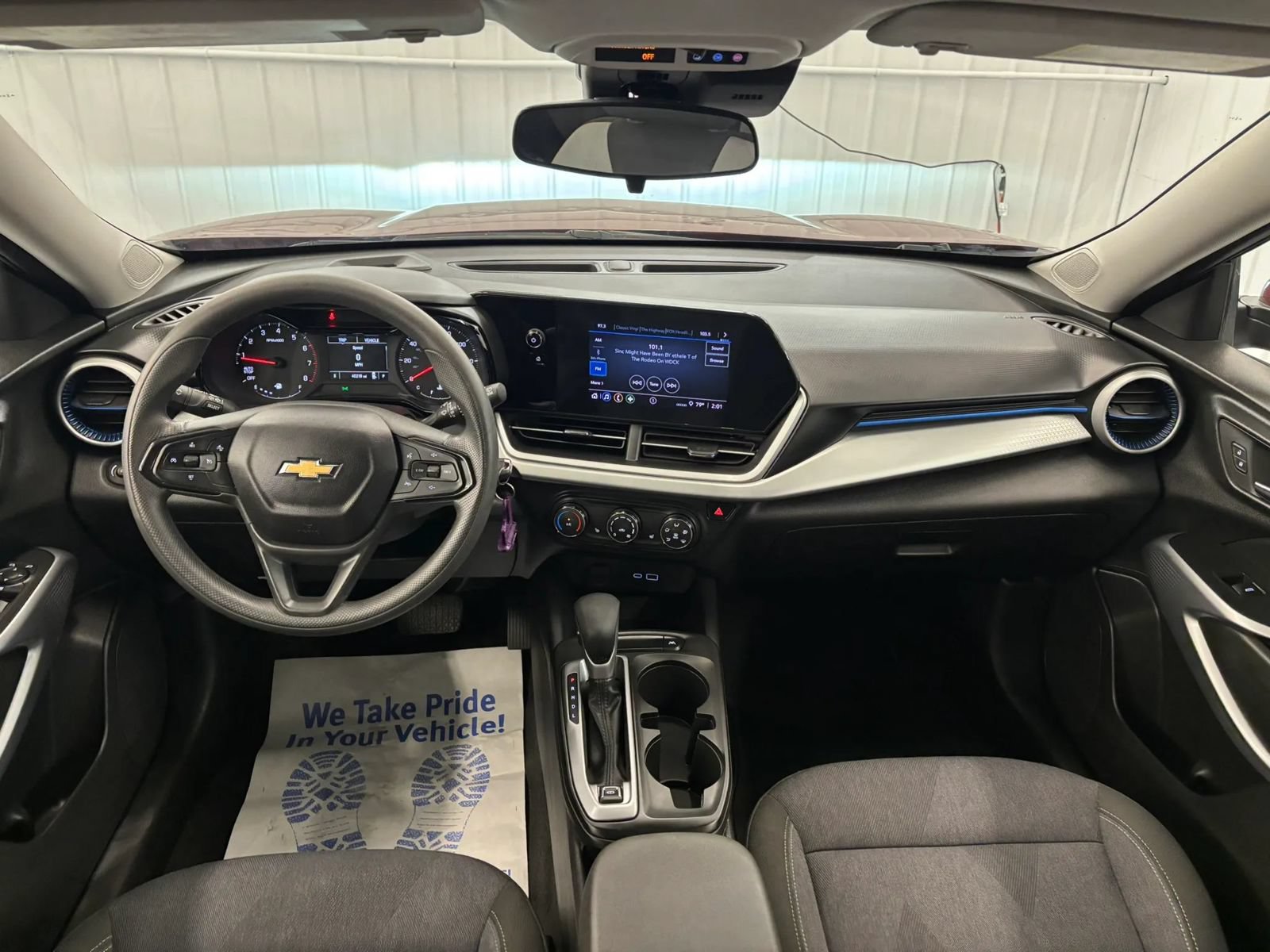 Used 2024 Chevrolet Trax LS w/ LS Convenience Package FWD image 35