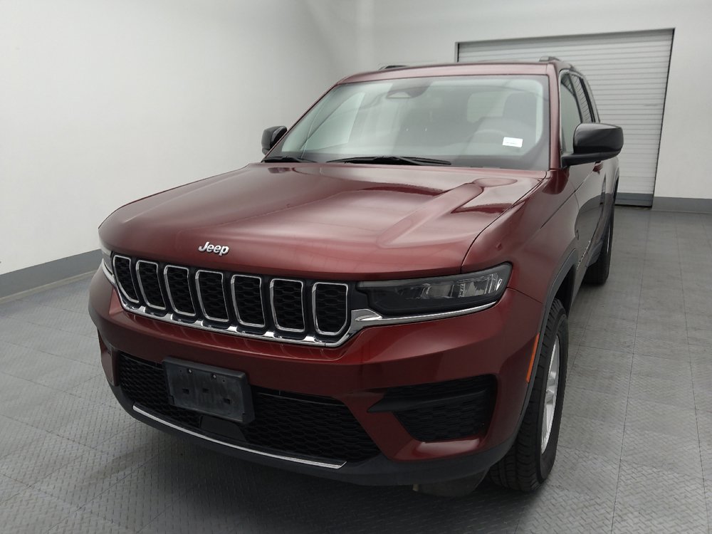 Used 2023 Jeep Grand Cherokee Laredo AWD/4WD image 15